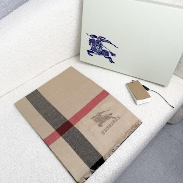 réplica,joyas,joyería,1:1,replica,fake,lujo,barato Bufanda Burberry Classic color camel: Pañuelo de terciopelo con fino patrón de rombos (D6W0V)