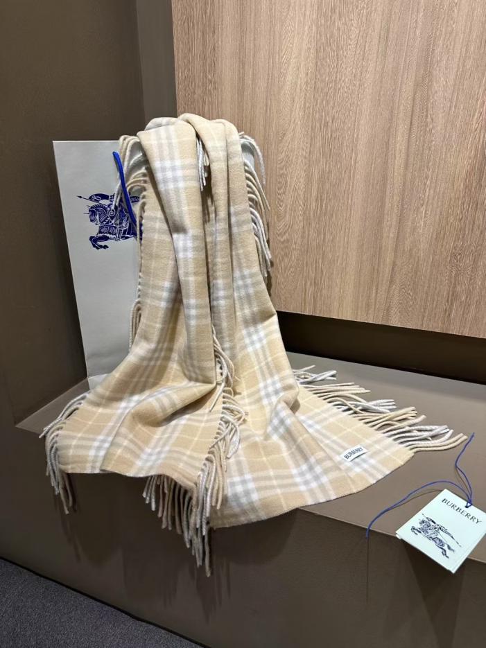 réplica,joyas,joyería,1:1,replica,fake,lujo,barato réplica,joyas,joyería,1:1,replica,fake,lujo,barato Bufanda de cachemir con borla grande Burberry (BXJ7A)