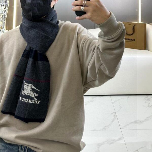 réplica,joyas,joyería,1:1,replica,fake,lujo,barato Bufanda premium para hombre de Burberry con estampado clásico de cuadros ecuestres (YQ9NA)