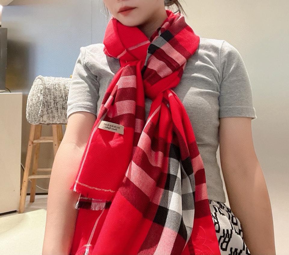 réplica,joyas,joyería,1:1,replica,fake,lujo,barato réplica,joyas,joyería,1:1,replica,fake,lujo,barato Bufanda Burberry (CYUNK)
