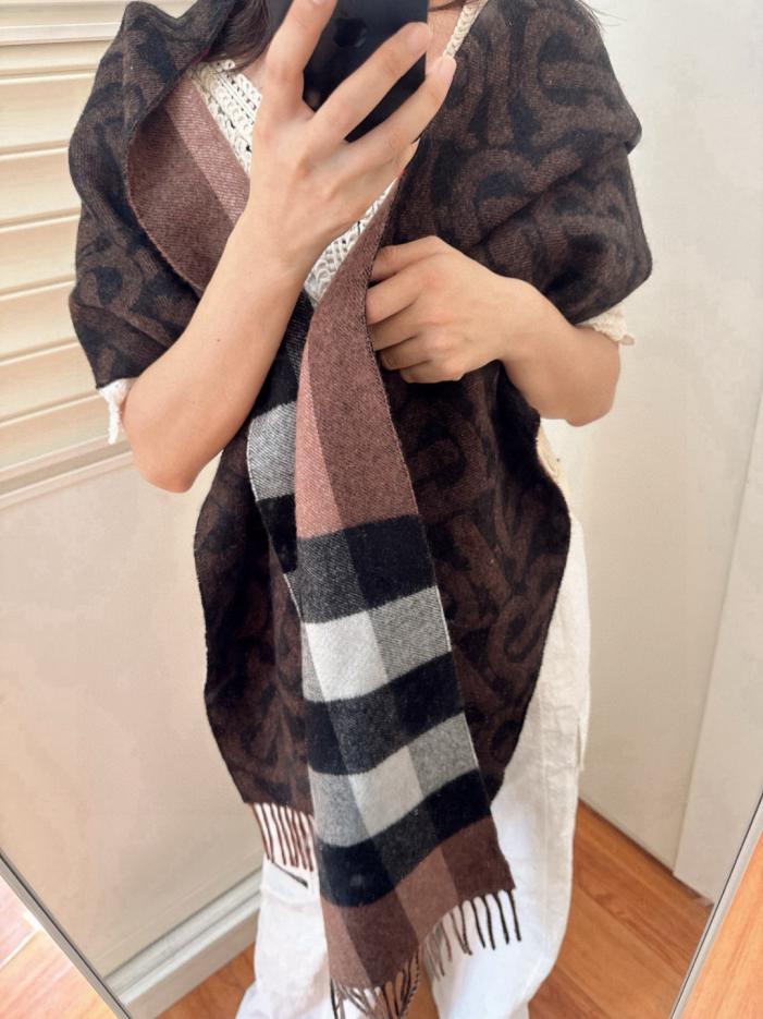 réplica,joyas,joyería,1:1,replica,fake,lujo,barato réplica,joyas,joyería,1:1,replica,fake,lujo,barato Bufanda Burberry Classic TB Collection Jacquard Worsted Cashmere (BCWNE)