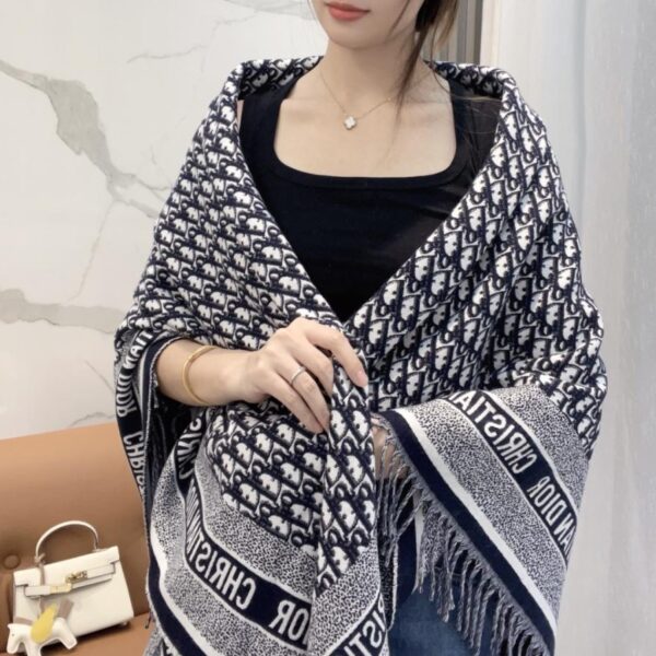 réplica,joyas,joyería,1:1,replica,fake,lujo,barato [Carta] Pañuelo, chal o manta cuadrado grande con estampado del logotipo jacquard CD de DIOR (J6SA6)