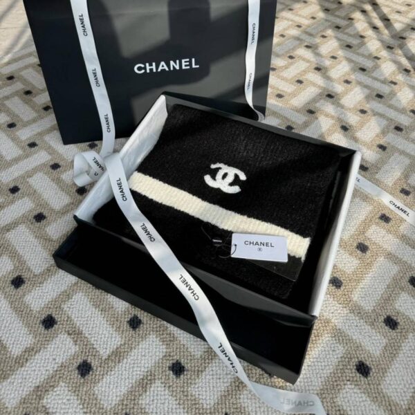 réplica,joyas,joyería,1:1,replica,fake,lujo,barato La última colección de pañuelos tejidos de CHANEL (AC4U6) ya está disponible en las boutiques.