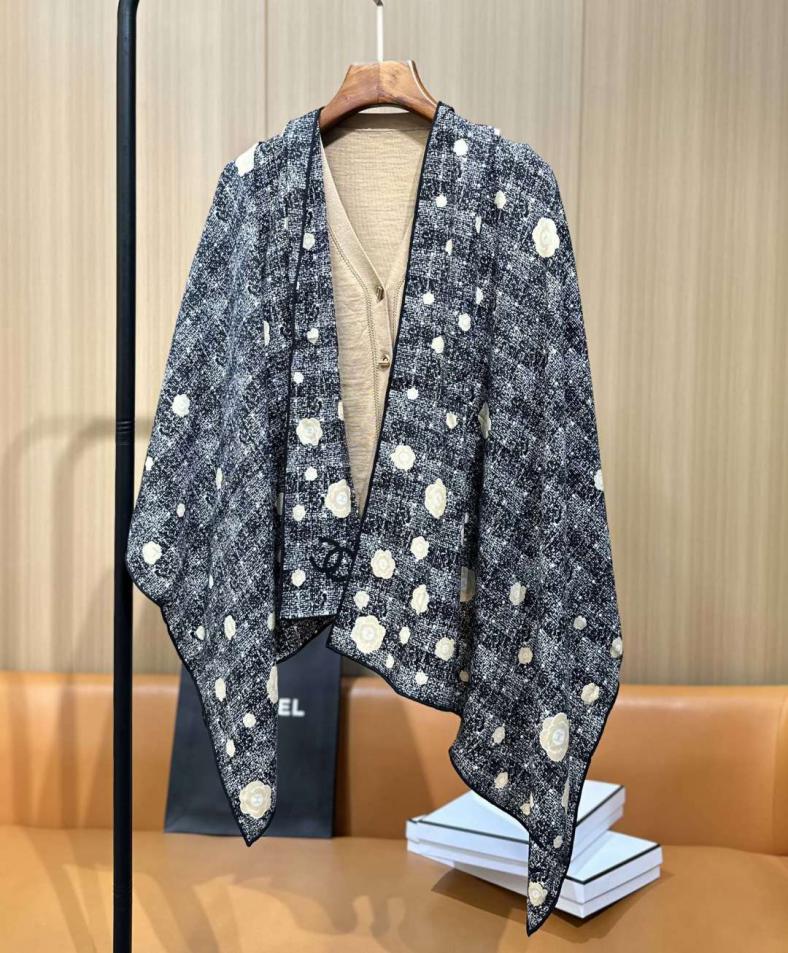 réplica,joyas,joyería,1:1,replica,fake,lujo,barato réplica,joyas,joyería,1:1,replica,fake,lujo,barato Nueva llegada de Chanel Otoño/Invierno: Tweed y Camelia – Pañuelo bicolor de doble cara (9YSQV)