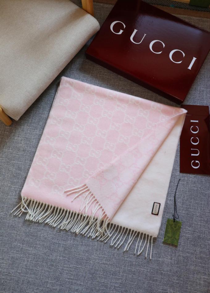 réplica,joyas,joyería,1:1,replica,fake,lujo,barato réplica,joyas,joyería,1:1,replica,fake,lujo,barato Bufanda GUCCI GG con jacquard degradado (OTBJF)