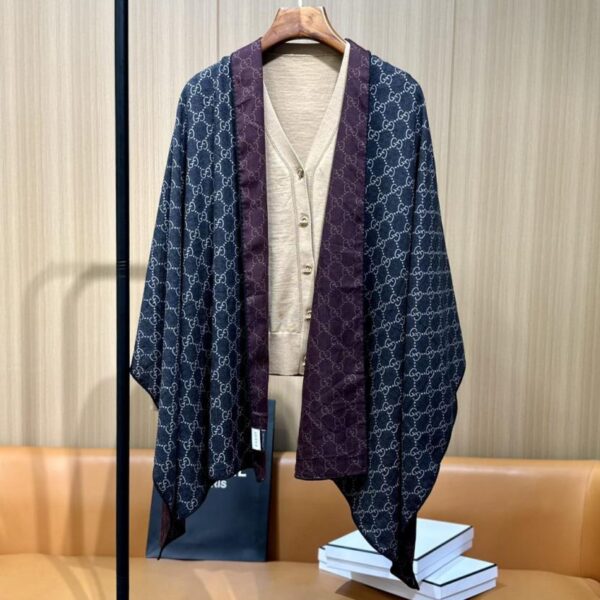 réplica,joyas,joyería,1:1,replica,fake,lujo,barato El último pañuelo clásico de GUCCI con el logo doble G y borlas de jacquard de doble cara (ZEEVA)