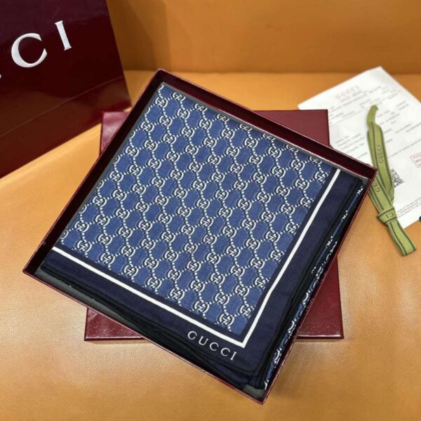 réplica,joyas,joyería,1:1,replica,fake,lujo,barato Bufanda larga reversible con el clásico logo GG de Gucci (UYEFM)