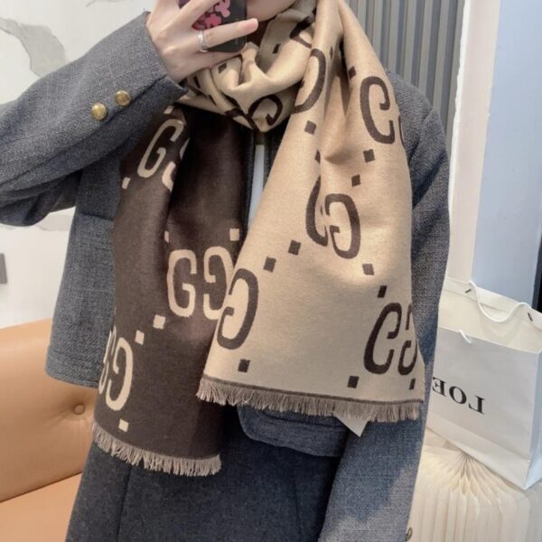 réplica,joyas,joyería,1:1,replica,fake,lujo,barato Edición de aniversario de Gucci de alta calidad, confeccionada en seda de doble cara de alta torsión y lana Lane (A17EL).