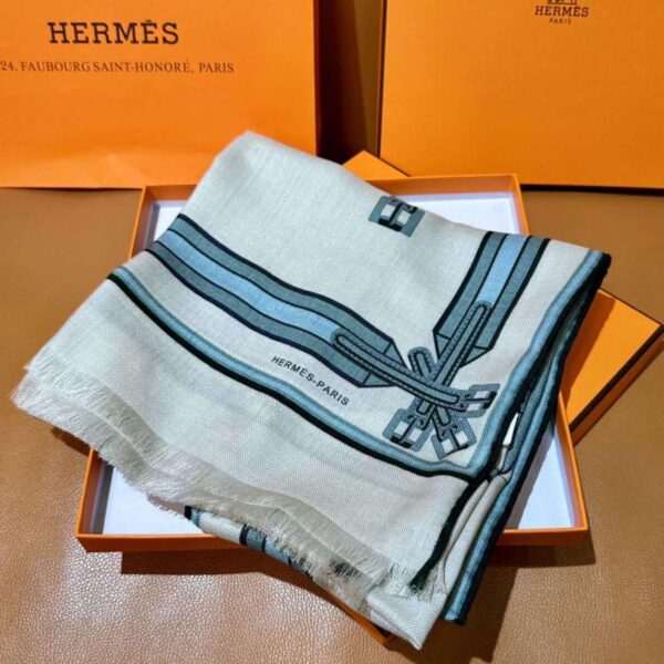 réplica,joyas,joyería,1:1,replica,fake,lujo,barato Pañuelo de lana y seda con cinturón de silla de montar de HERMES (SD8R9) – Igual que en las boutiques