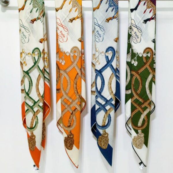 réplica,joyas,joyería,1:1,replica,fake,lujo,barato RHMS 84 Seda de cachemir de doble cara del mismo color Hermès «Caballo de silla de montar» (H9ZTA)