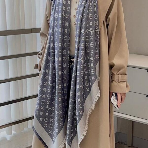 réplica,joyas,joyería,1:1,replica,fake,lujo,barato Louis Vuitton clásico azul denim con sutil estampado Monogram jacquard (EOEZL)