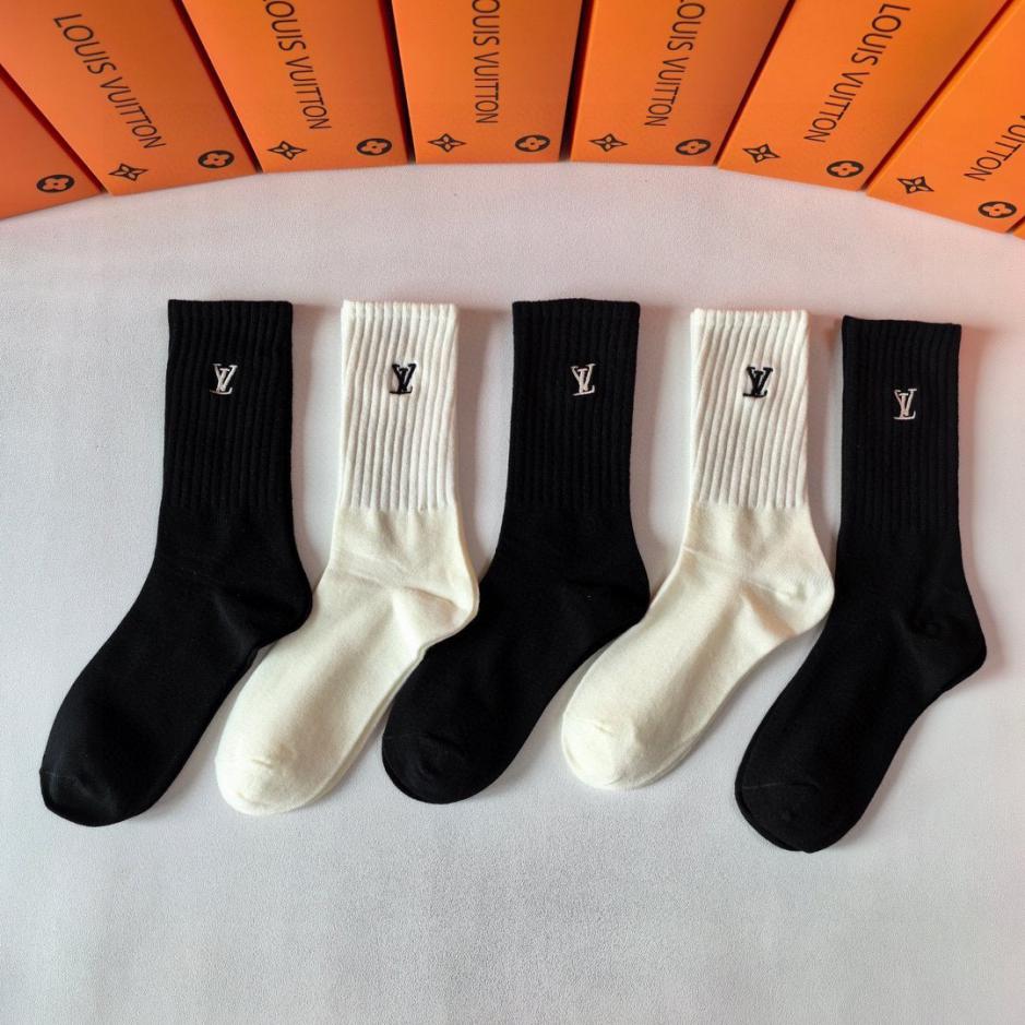 réplica,joyas,joyería,1:1,replica,fake,lujo,barato réplica,joyas,joyería,1:1,replica,fake,lujo,barato Calcetines Louis Vuitton New Cashmere bordados de media caña, 5 pares por caja (TNY4W)
