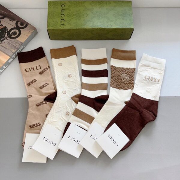 réplica,joyas,joyería,1:1,replica,fake,lujo,barato (5 pares por caja) Nuevos calcetines altos hasta la rodilla de GUCCI, confeccionados en tejido de algodón de bambú (KAICX)