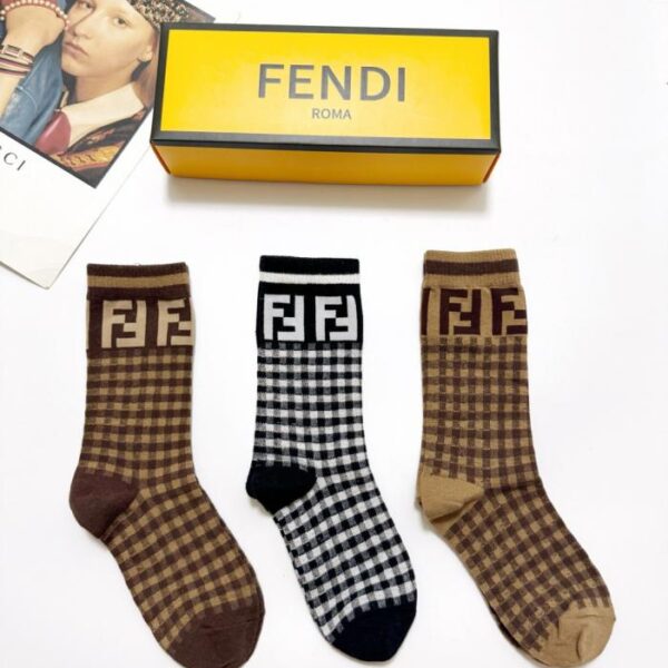 réplica,joyas,joyería,1:1,replica,fake,lujo,barato 【3 pares por caja】 Calcetines de media caña de algodón puro con el logo clásico de Alo (O9TR4)