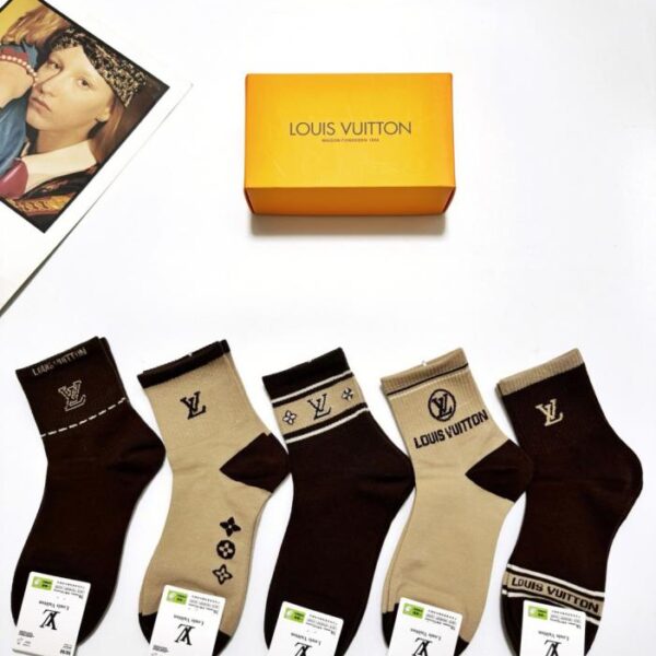 réplica,joyas,joyería,1:1,replica,fake,lujo,barato [5 pares por caja] Calcetines de media caña de algodón con el clásico logo de FENDI (BNOHK)