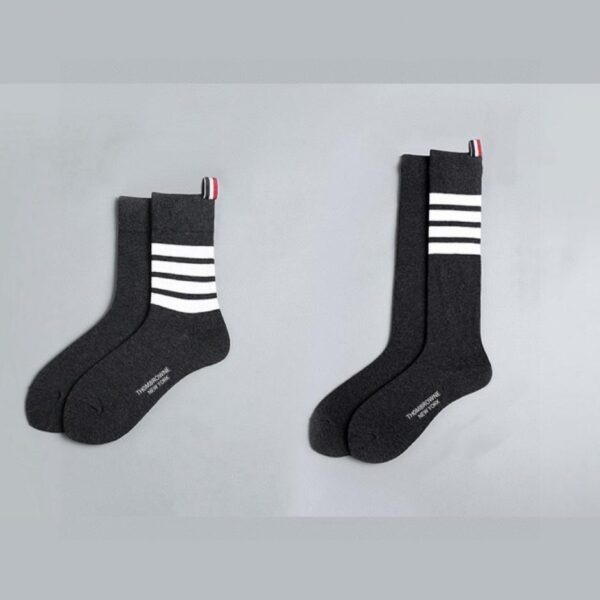 réplica,joyas,joyería,1:1,replica,fake,lujo,barato [4 pares por caja] Calcetines Gucci clásicos de algodón con logo hasta la pantorrilla (7W01J)
