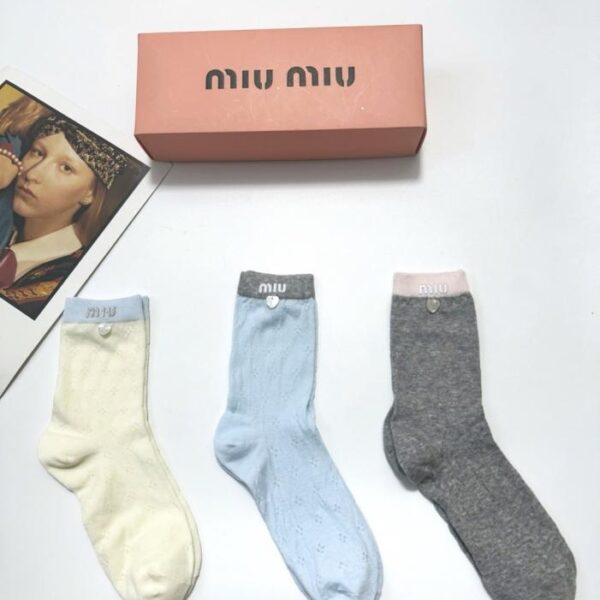 réplica,joyas,joyería,1:1,replica,fake,lujo,barato 【3 pares por caja】Calcetines GUCCI de media caña con hilo dorado y plateado, doble costura, material de hilo dorado y plateado mezclado (1CVR1)