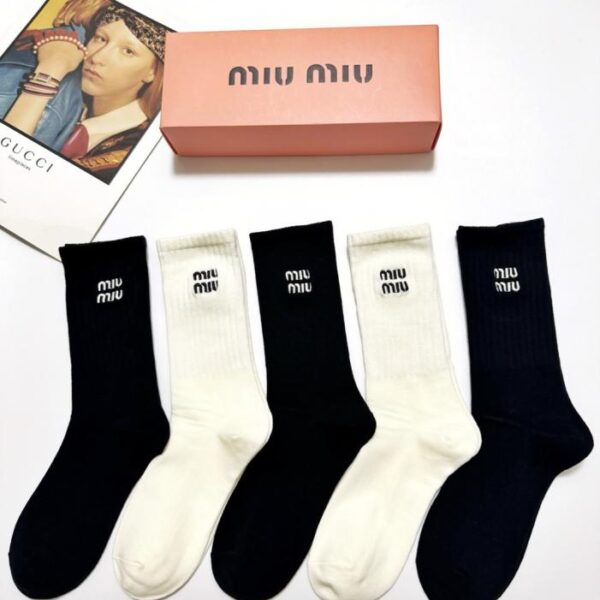 réplica,joyas,joyería,1:1,replica,fake,lujo,barato [5 pares por caja] Calcetines de media caña de algodón con logo bordado clásico MIUMIU (KS6UD)
