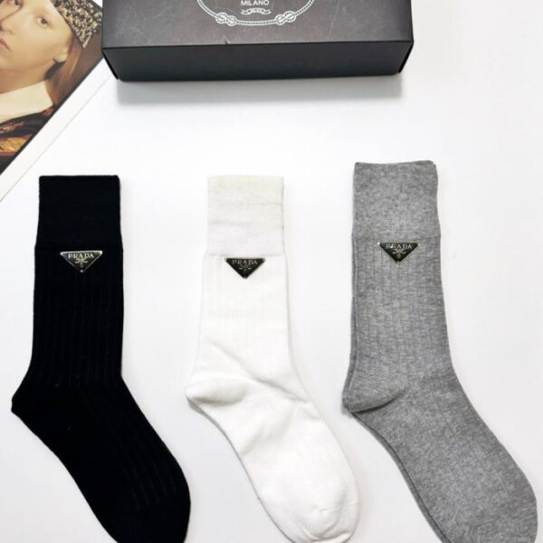 réplica,joyas,joyería,1:1,replica,fake,lujo,barato [4 pares por caja] Calcetines MIUMIU Classic Logo Ultra-Thin Seamless de media caña (OTVZH)