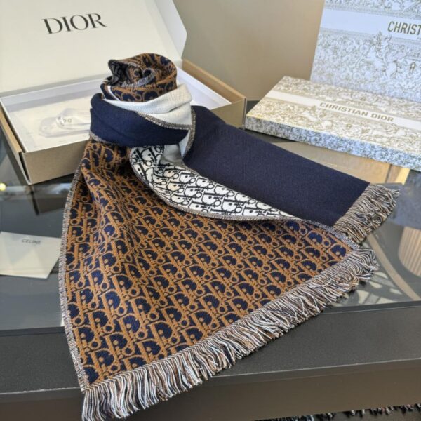 réplica,joyas,joyería,1:1,replica,fake,lujo,barato El último pañuelo reversible de Dior, estilo unisex (QGC9F)