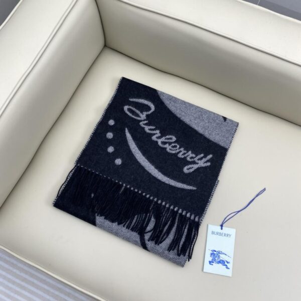 réplica,joyas,joyería,1:1,replica,fake,lujo,barato Pañuelo Burberry con cabeza de caballo y espejo (OEEZQ)