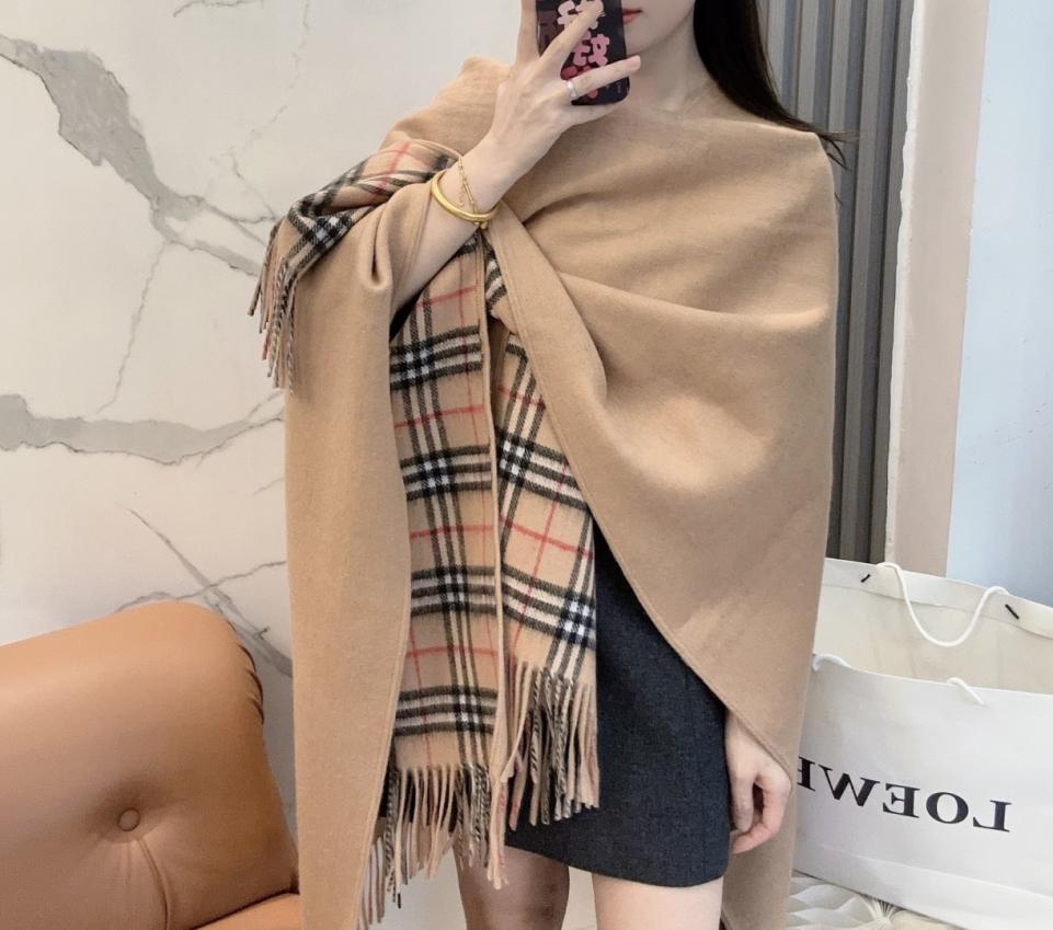 réplica,joyas,joyería,1:1,replica,fake,lujo,barato réplica,joyas,joyería,1:1,replica,fake,lujo,barato Capa/chal reversible clásico de cuadros británicos de Burberry (5O1RB)
