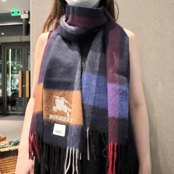 réplica,joyas,joyería,1:1,replica,fake,lujo,barato Bufanda de cachemir a cuadros Burberry (3CUHH)