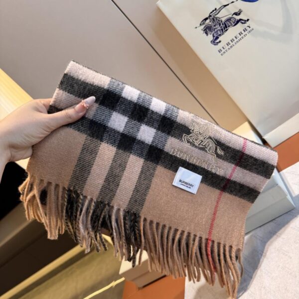 réplica,joyas,joyería,1:1,replica,fake,lujo,barato Bufanda larga de cachemir con estampado clásico de cuadros Burberry (N6YWM)