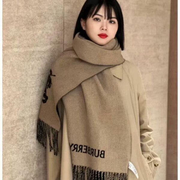 réplica,joyas,joyería,1:1,replica,fake,lujo,barato Bufanda larga reversible lisa bordada de Burberry (R3C9T)