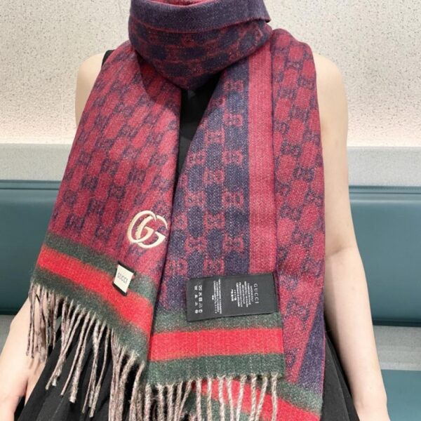 réplica,joyas,joyería,1:1,replica,fake,lujo,barato Pañuelo clásico con el icónico logo GG de Gucci (4CFKY)