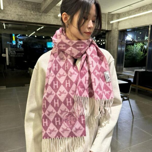 réplica,joyas,joyería,1:1,replica,fake,lujo,barato HERMES Paris Desfile de Moda Nuevo Pañuelo de Cachemira (0233N)