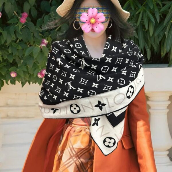 réplica,joyas,joyería,1:1,replica,fake,lujo,barato El último pañuelo de lana de cordero de Louis Vuitton (ZF6IZ) del sitio web oficial.