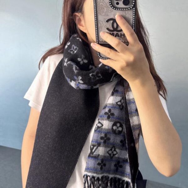 réplica,joyas,joyería,1:1,replica,fake,lujo,barato Pañuelo Louis Vuitton con estampado de cuadros degradados de doble cara (RQEEI)