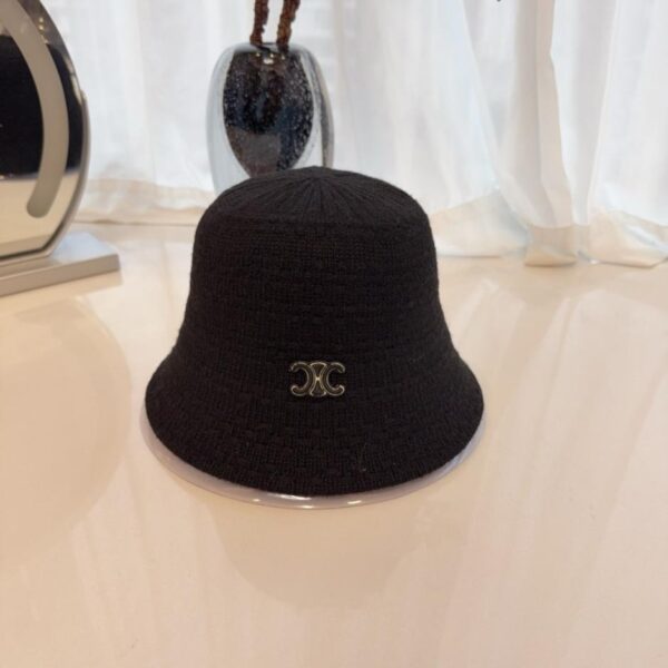 réplica,joyas,joyería,1:1,replica,fake,lujo,barato El nuevo gorro de pescador de punto de Celine, un gorro minimalista perfecto para otoño/invierno (XHOVO)