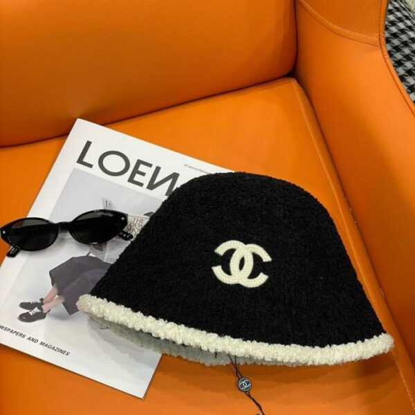 réplica,joyas,joyería,1:1,replica,fake,lujo,barato Novedad de CHANEL Otoño/Invierno: Sombrero tipo pescador bicolor de lana de cordero (SWXK3)