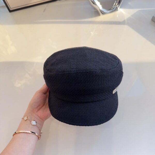réplica,joyas,joyería,1:1,replica,fake,lujo,barato Gorra militar MIUMIU Otoño/Invierno, nueva, de tela gruesa personalizada