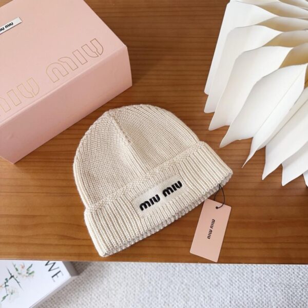 réplica,joyas,joyería,1:1,replica,fake,lujo,barato Gorro de punto de la boutique MIUMIU, colores clásicos, estilo unisex (D1VUT)