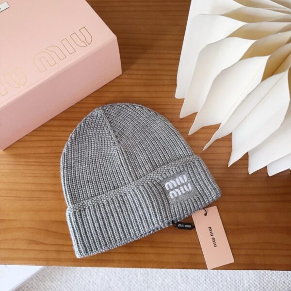 réplica,joyas,joyería,1:1,replica,fake,lujo,barato Gorro de punto MIUMIU, colores clásicos, unisex (talla 36DEE)