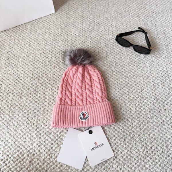 réplica,joyas,joyería,1:1,replica,fake,lujo,barato Gorro de lana de punto para mujer Moncler Otoño/Invierno con textura suave y acogedora de cachemir (9F9GL)