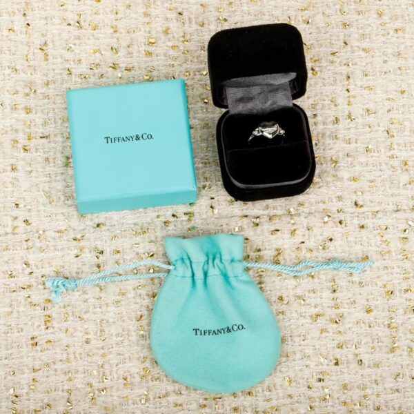 réplica,joyas,joyería,1:1,replica,fake,lujo,barato Boutique / Anillo de esmalte en forma de corazón de edición limitada para San Valentín, serie «Double Heart Tag» (05CU6)