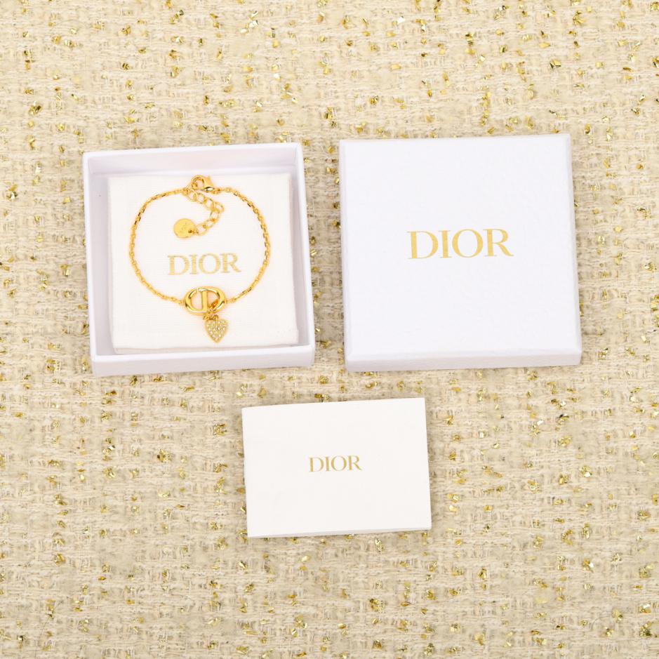 réplica,joyas,joyería,1:1,replica,fake,lujo,barato réplica,joyas,joyería,1:1,replica,fake,lujo,barato Boutique / Pulsera CD con corazón de diamantes: Nueva colección Cruise (X5I8N)