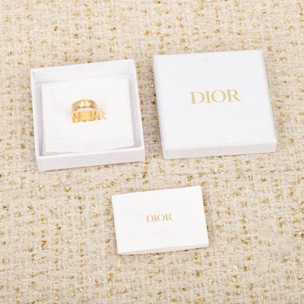 réplica,joyas,joyería,1:1,replica,fake,lujo,barato Boutique / Anillo de diamantes de imitación con CD de Dior (ZLIR3)