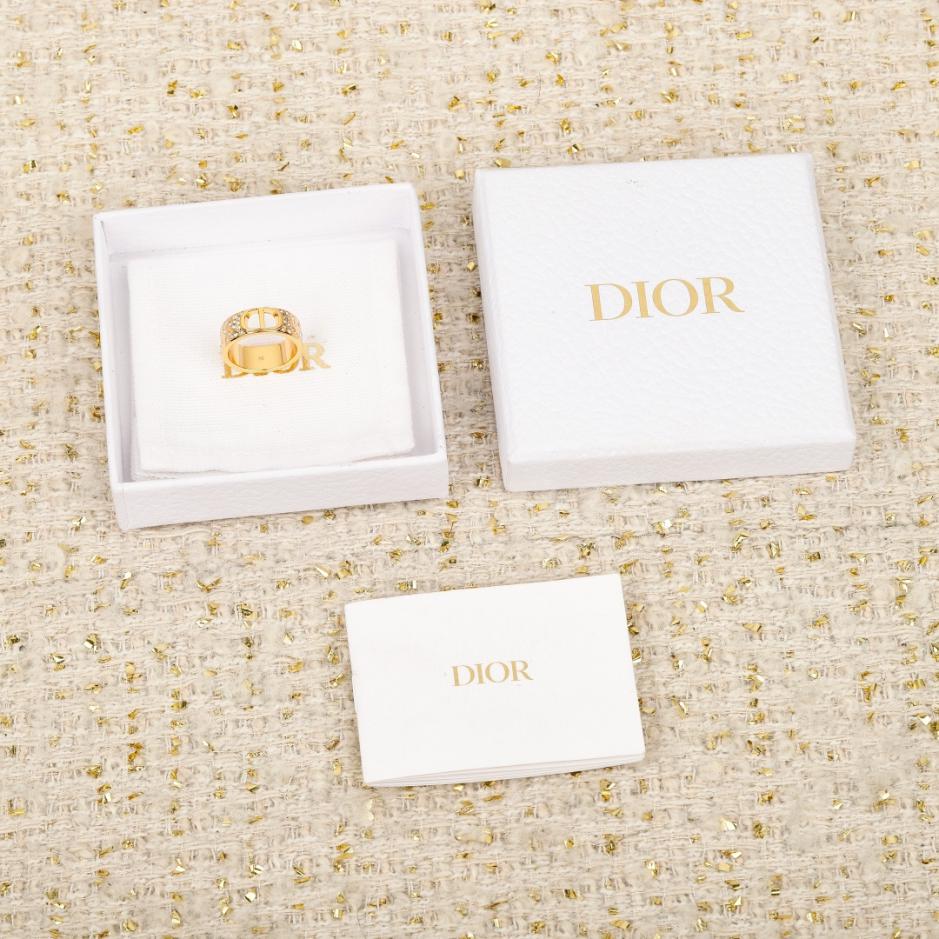 réplica,joyas,joyería,1:1,replica,fake,lujo,barato réplica,joyas,joyería,1:1,replica,fake,lujo,barato Boutique / Anillo de diamantes de imitación con CD de Dior (ZLIR3)