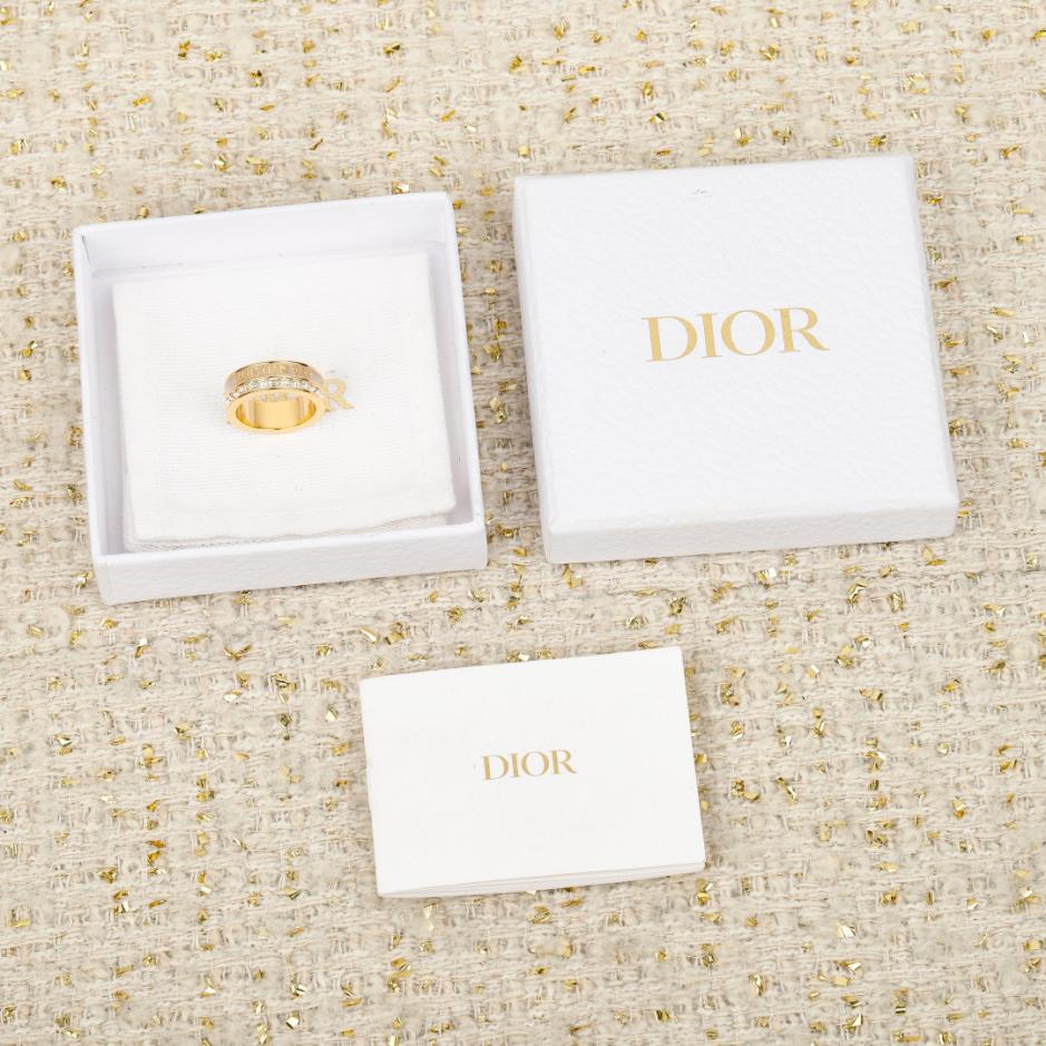 réplica,joyas,joyería,1:1,replica,fake,lujo,barato réplica,joyas,joyería,1:1,replica,fake,lujo,barato Boutique / Anillo Dior con letras en capas y diamantes de imitación (3WAM9)