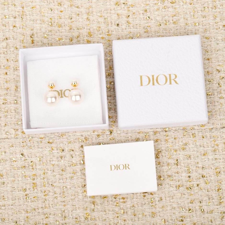 réplica,joyas,joyería,1:1,replica,fake,lujo,barato réplica,joyas,joyería,1:1,replica,fake,lujo,barato Boutique / Pendientes de perlas grandes y pequeñas Dior (5ZVAA)