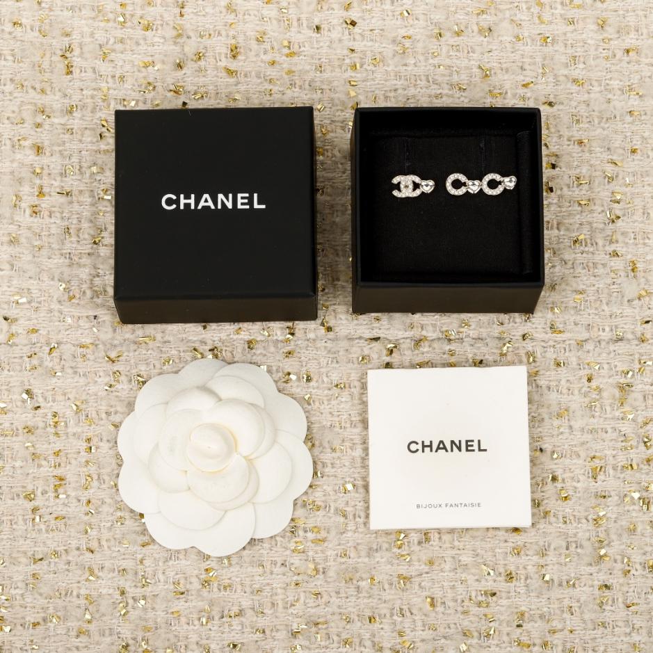 réplica,joyas,joyería,1:1,replica,fake,lujo,barato réplica,joyas,joyería,1:1,replica,fake,lujo,barato Boutique / Pendientes Chanel COCO con forma de corazón y letra (YYZK9)