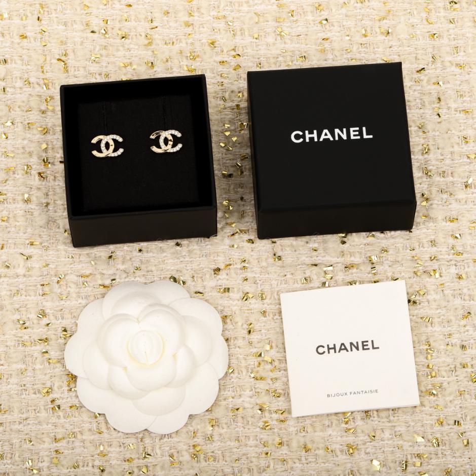 réplica,joyas,joyería,1:1,replica,fake,lujo,barato réplica,joyas,joyería,1:1,replica,fake,lujo,barato Boutique / Pendientes Chanel de doble C, mitad oro y mitad diamante (YLVIB)