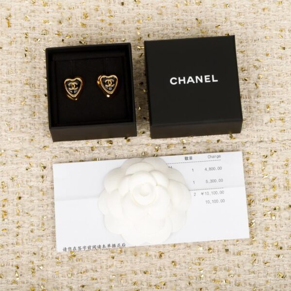 réplica,joyas,joyería,1:1,replica,fake,lujo,barato Boutique / Pendientes Chanel con doble C en forma de corazón en negro (9TOV1)