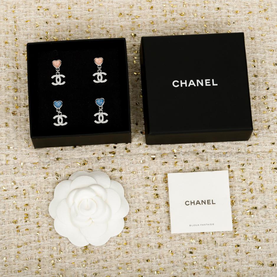 réplica,joyas,joyería,1:1,replica,fake,lujo,barato réplica,joyas,joyería,1:1,replica,fake,lujo,barato Boutique / Pendientes Chanel con doble C en forma de corazón rosa y azul (Z8JNY)