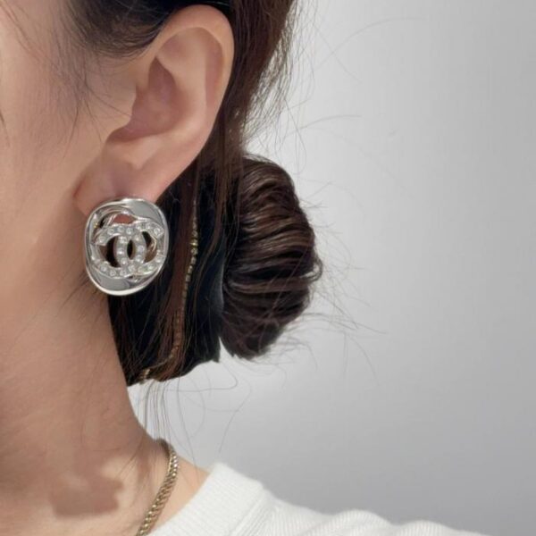 réplica,joyas,joyería,1:1,replica,fake,lujo,barato Boutique / Pendientes cuadrados calados de Chanel (5ZE0Z)